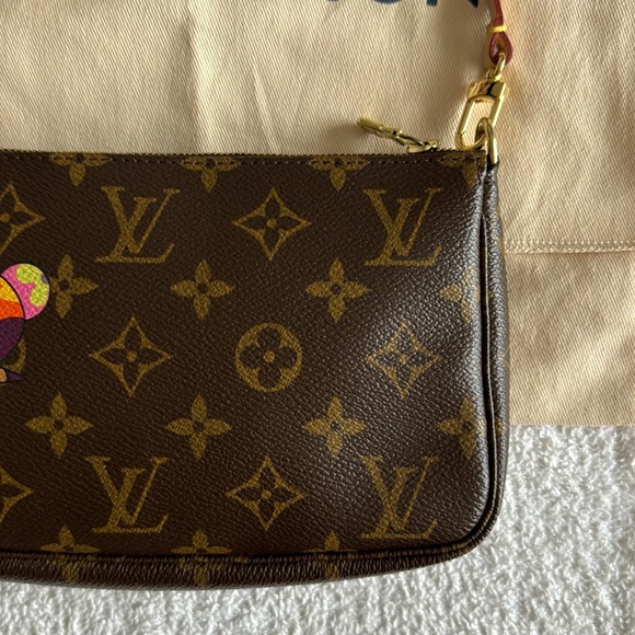 Louis Vuitton Monogram Panda Pochette Accessories - Picture 10 of 17
